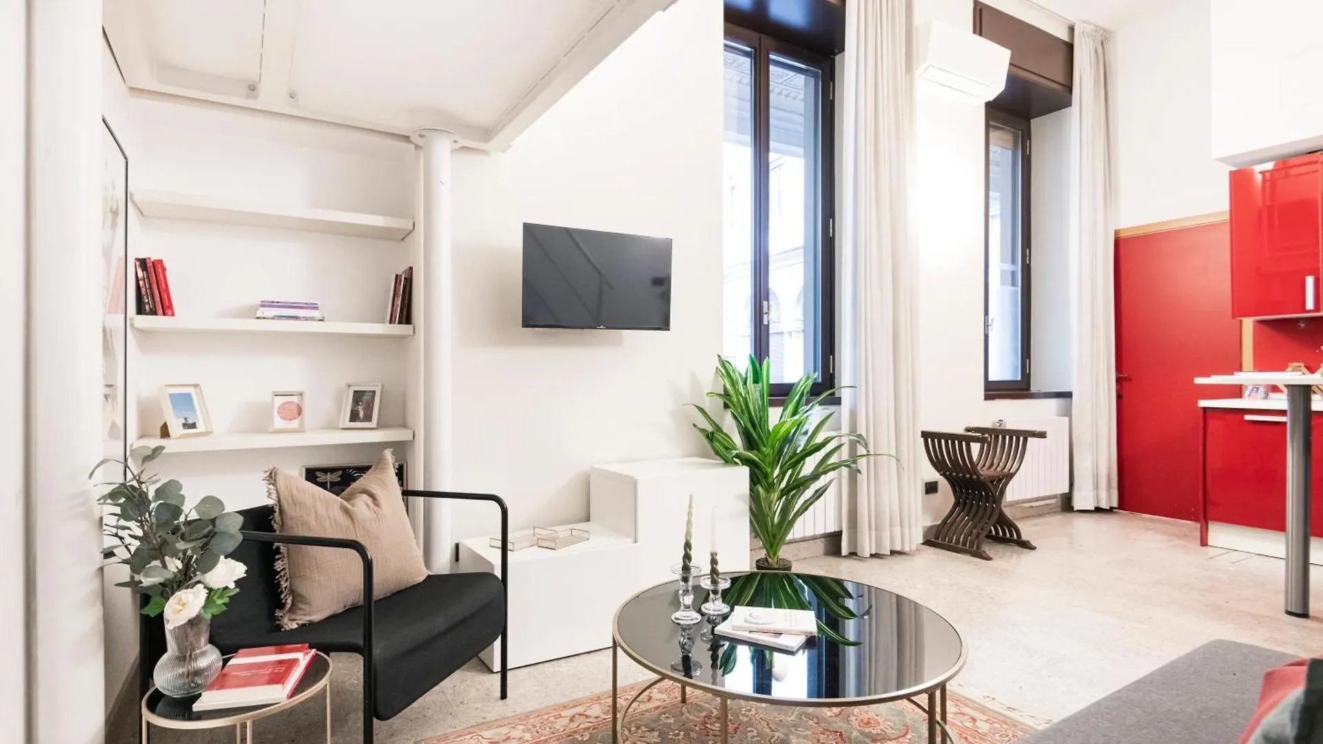 Easylife - Accogliente Monolocale In Via Torino, Posizione Perfetta Per Scoprire La Citta Apartment Milan 0*,  Italy